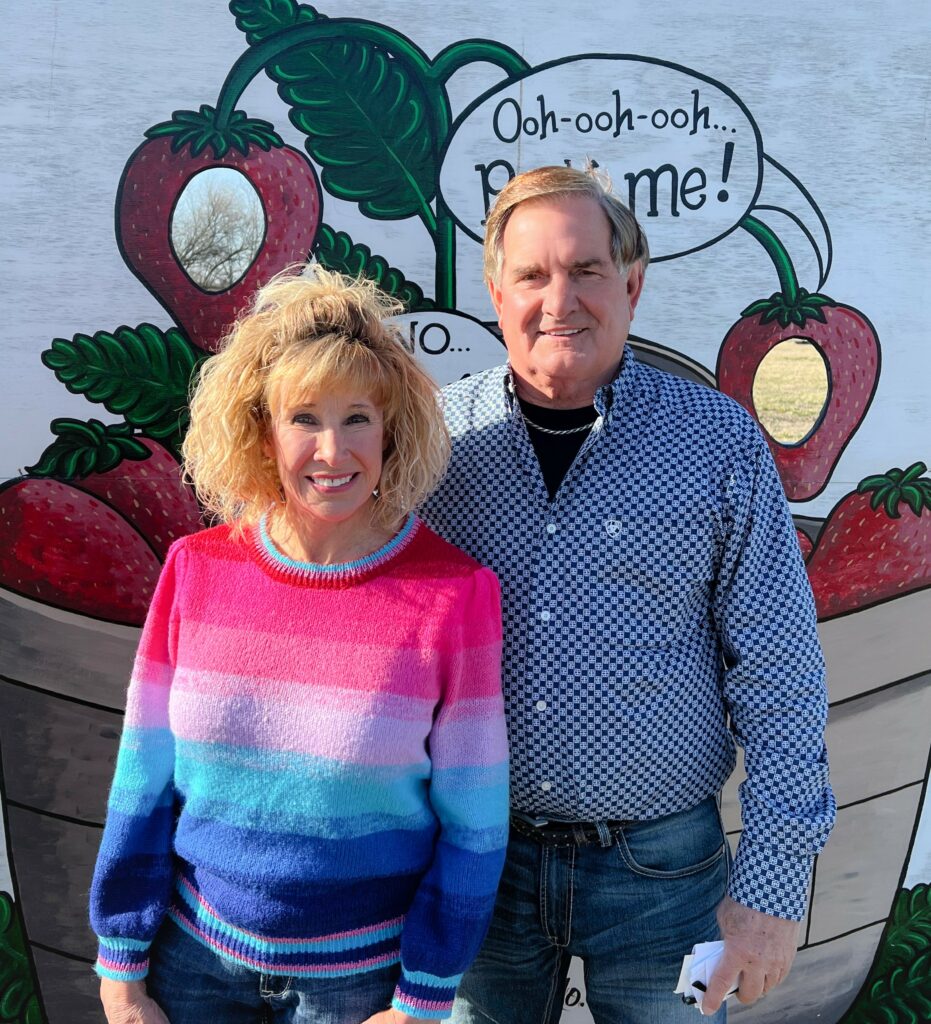 Randy and Johnelle - Republic MO Berry Farm